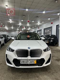 بي ام دبليو iX1